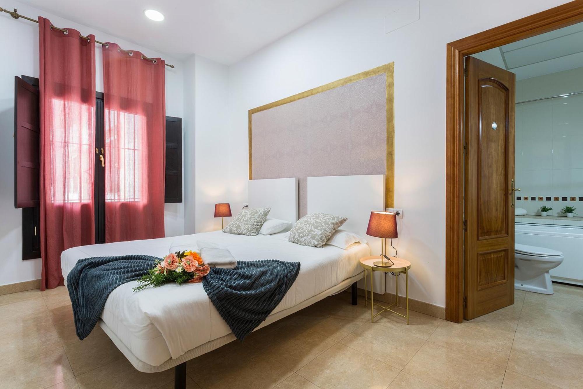Santa Catalina Patio Andaluz 3 Rooms Seville Luaran gambar
